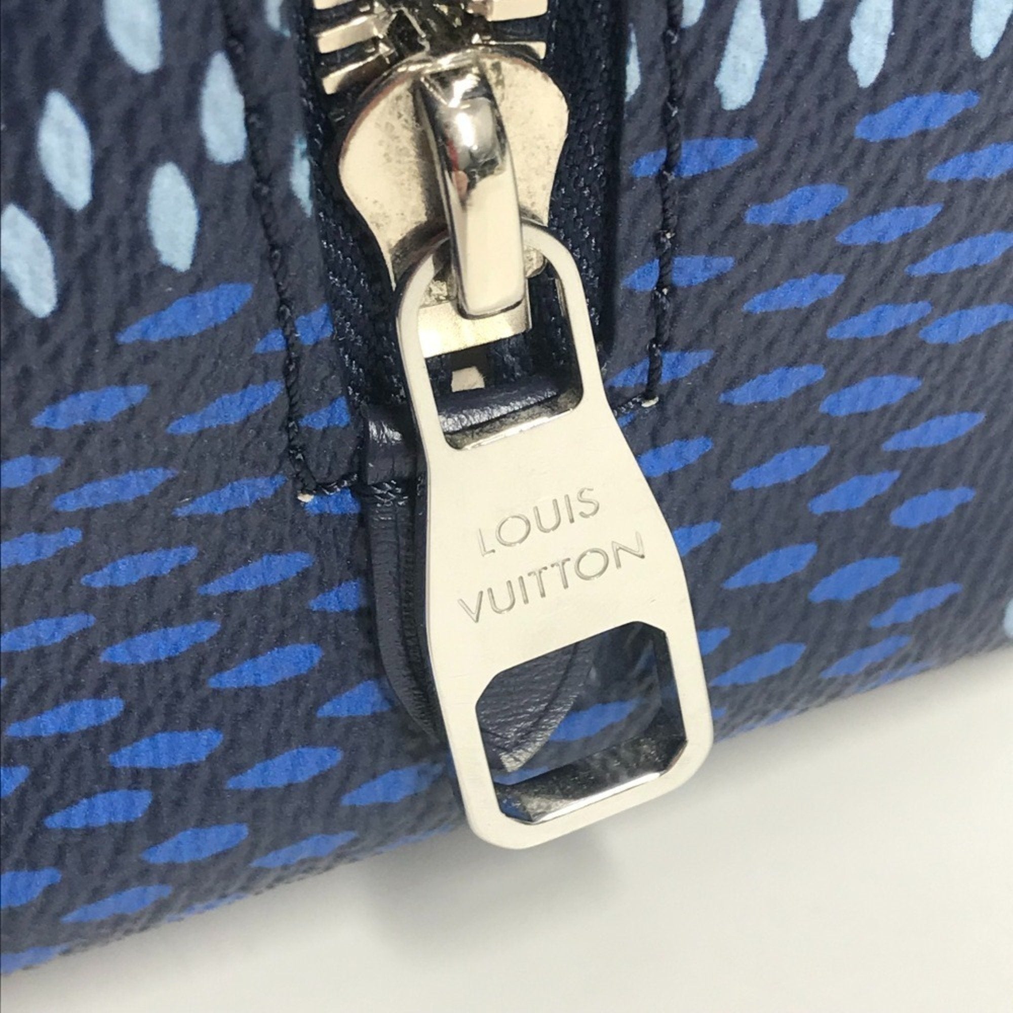 Louis Vuitton Blue Damier Canvas Clutch Bag (Pre-Owned)