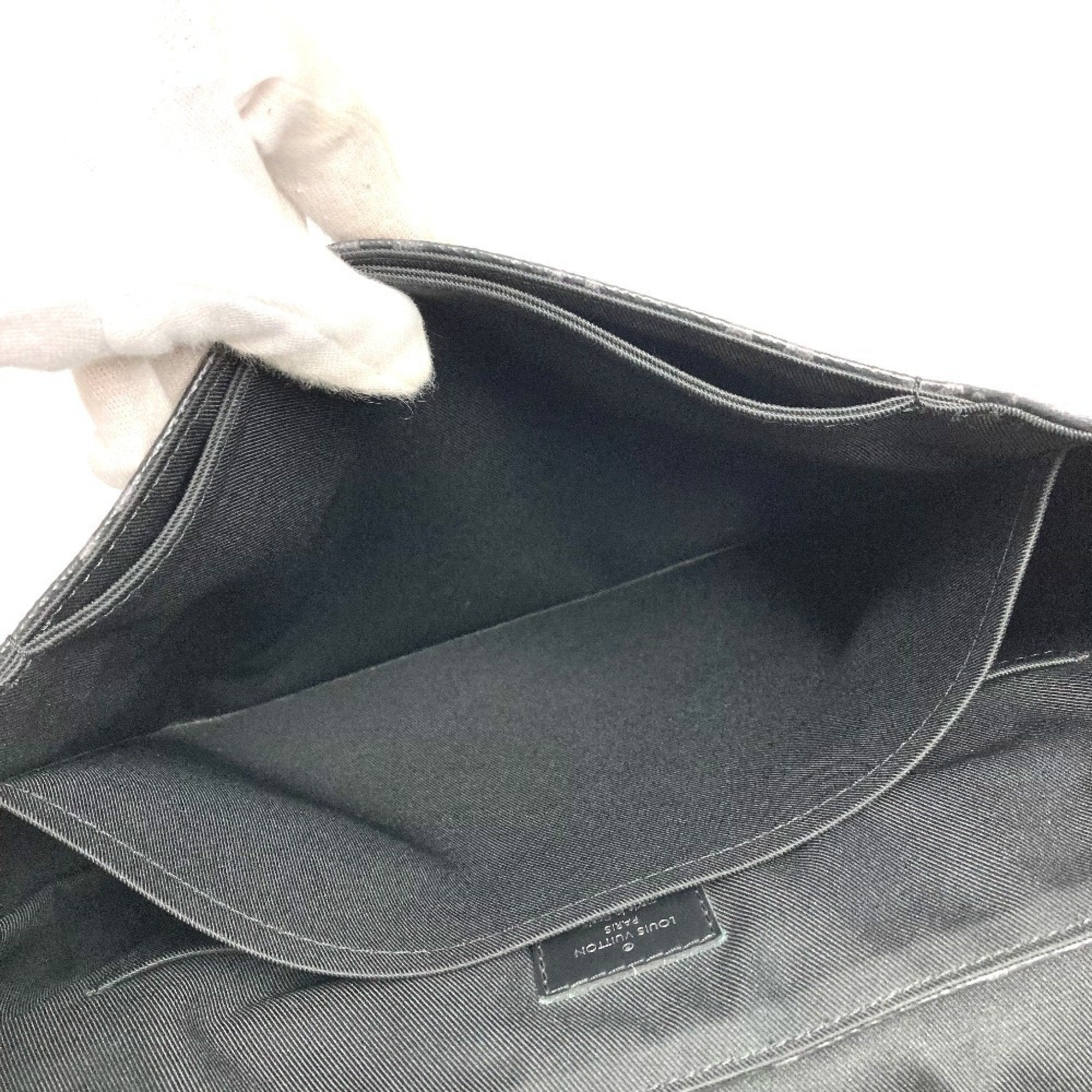 Louis Vuitton Black Monogram Eclipse Monogram Eclipse Shoulder Bag (Pre-Owned)