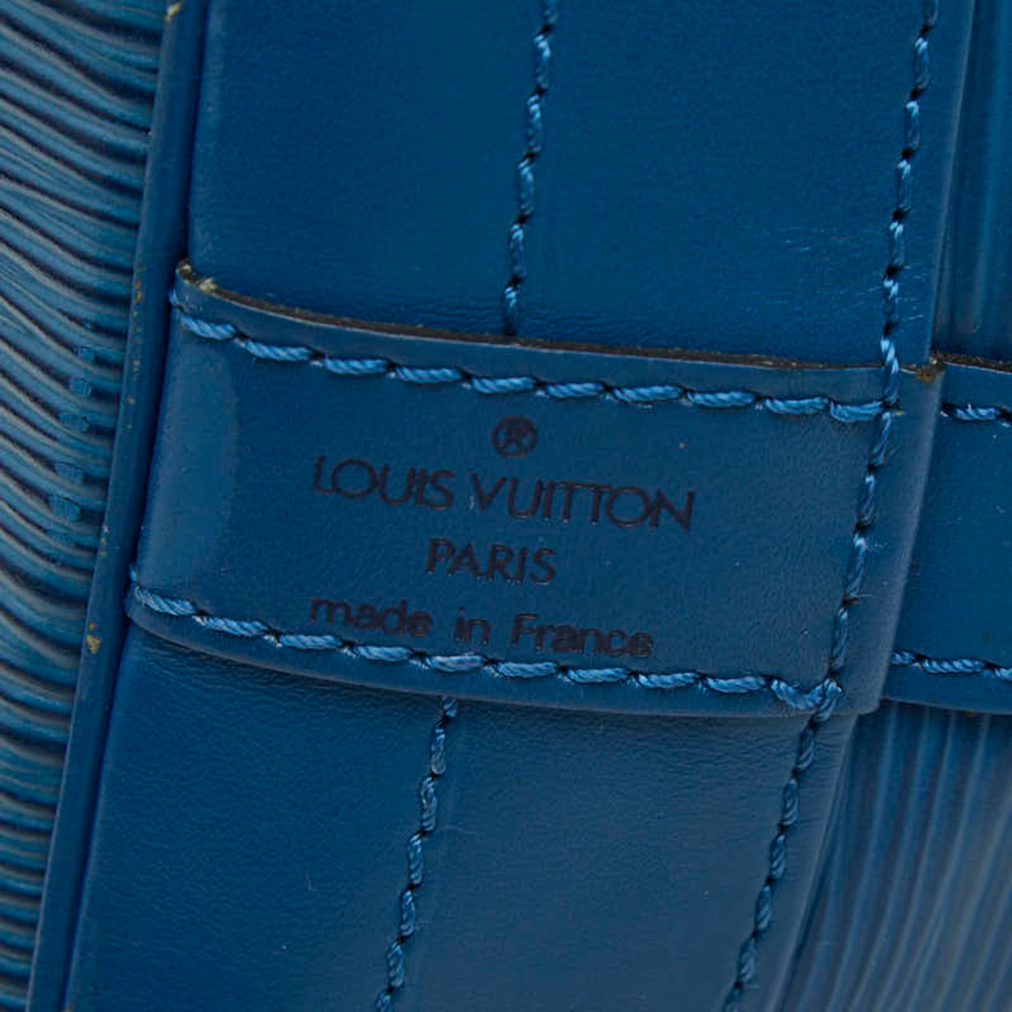 Louis Vuitton Toledo Blue Leather Shoulder Bag (Pre-Owned)