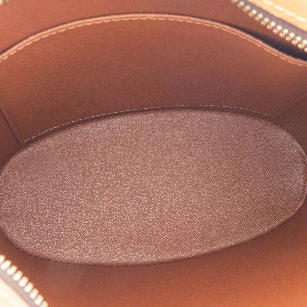 Louis Vuitton Brown Monogram Monogram Canvas Shoulder Bag (Pre-Owned)