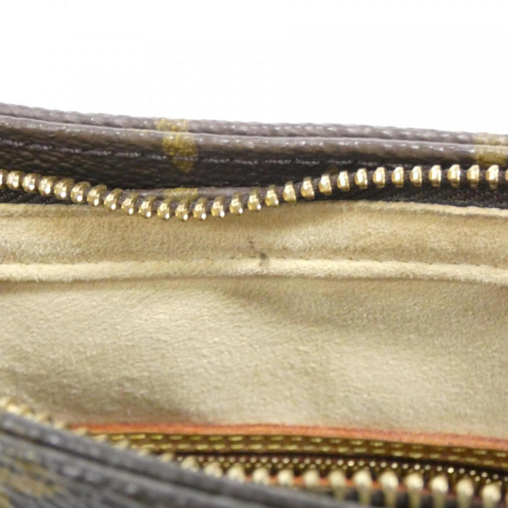 Louis Vuitton Marron Coated Canvas Shoulder Bag (Pre-Owned)