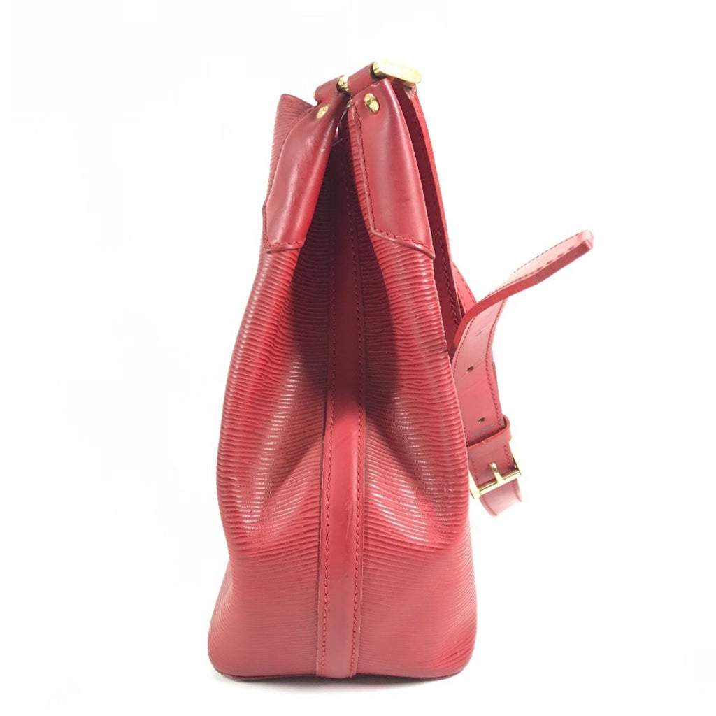 Louis Vuitton Red Color Epi Leather Shoulder Bag (Pre-Owned)