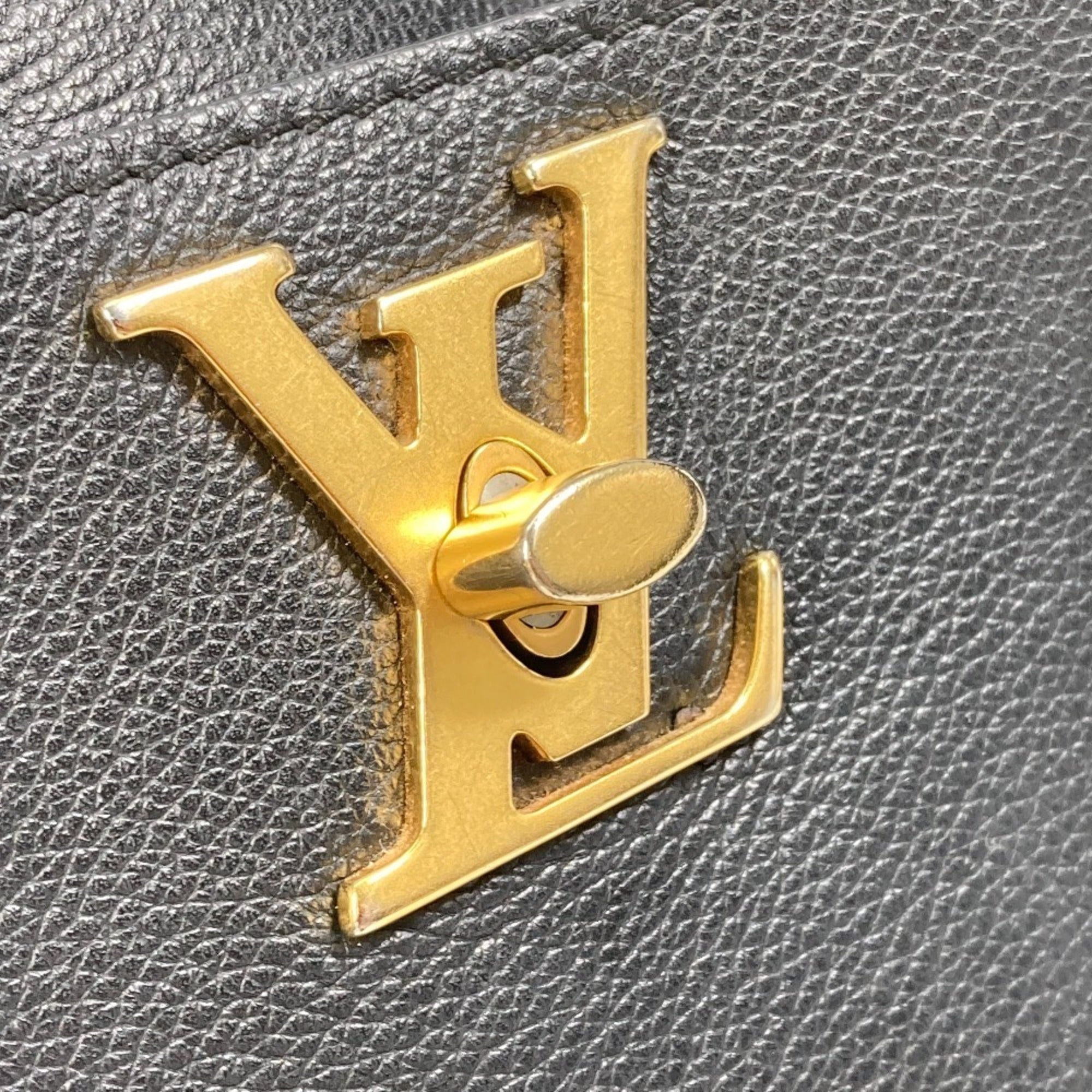 Louis Vuitton Black Leather Tote Bag (Pre-Owned)