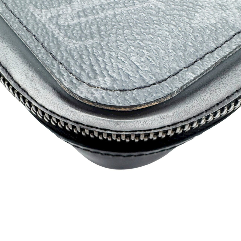 Louis Vuitton Black Gray Monogram Eclipse Monogram Eclipse Long Wallet (Bi-Fold) (Pre-Owned)