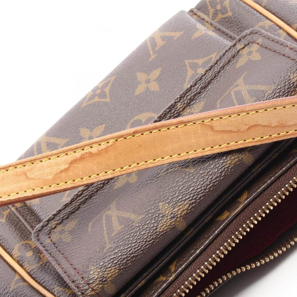 Louis Vuitton Brown Monogram Monogram Shoulder Bag (Pre-Owned)
