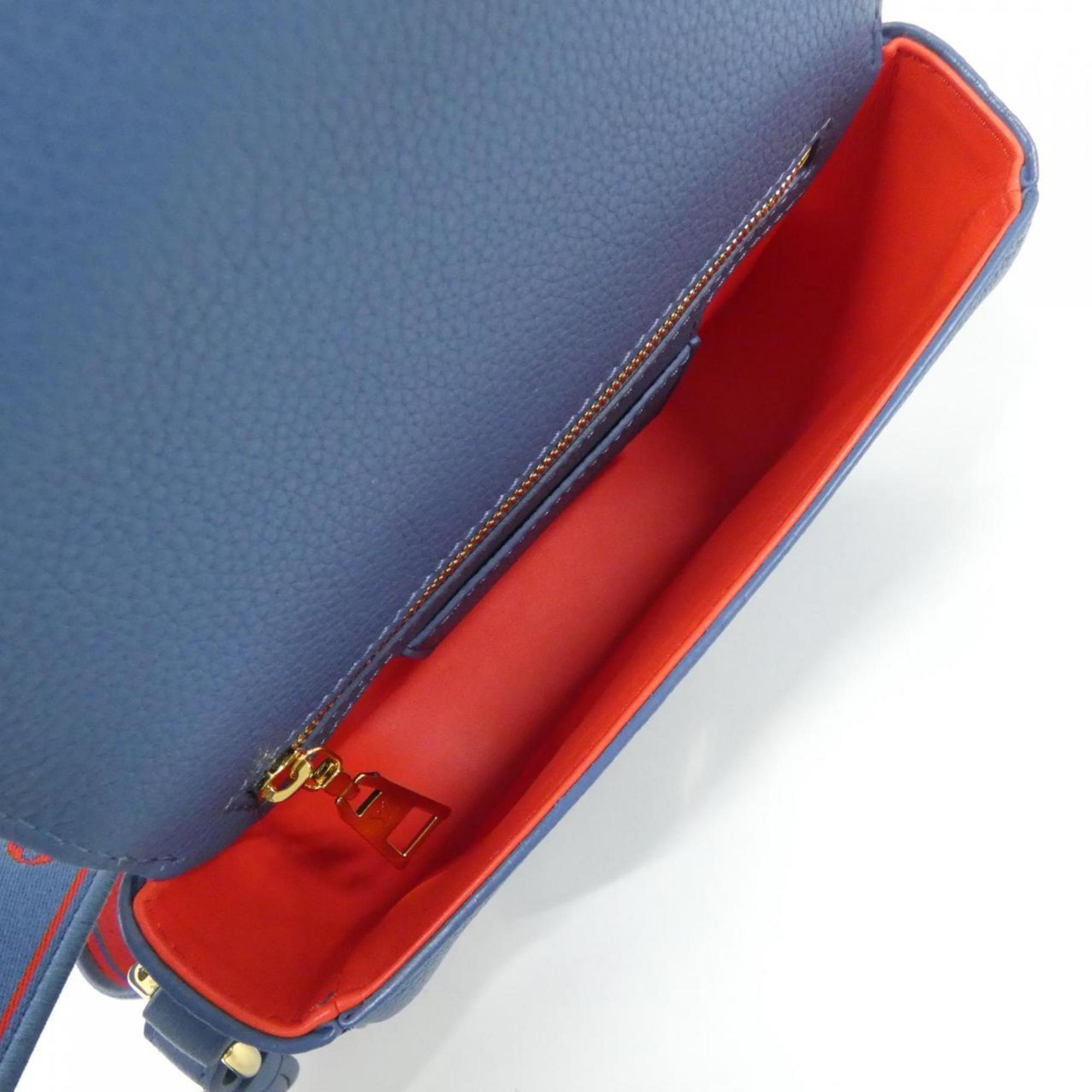 Louis Vuitton Blue Leather Shoulder Bag (Pre-Owned)