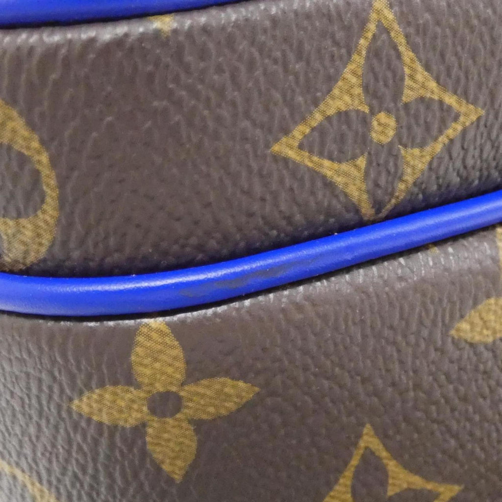 Louis Vuitton Marron Coated Canvas Shoulder Bag (Pre-Owned)
