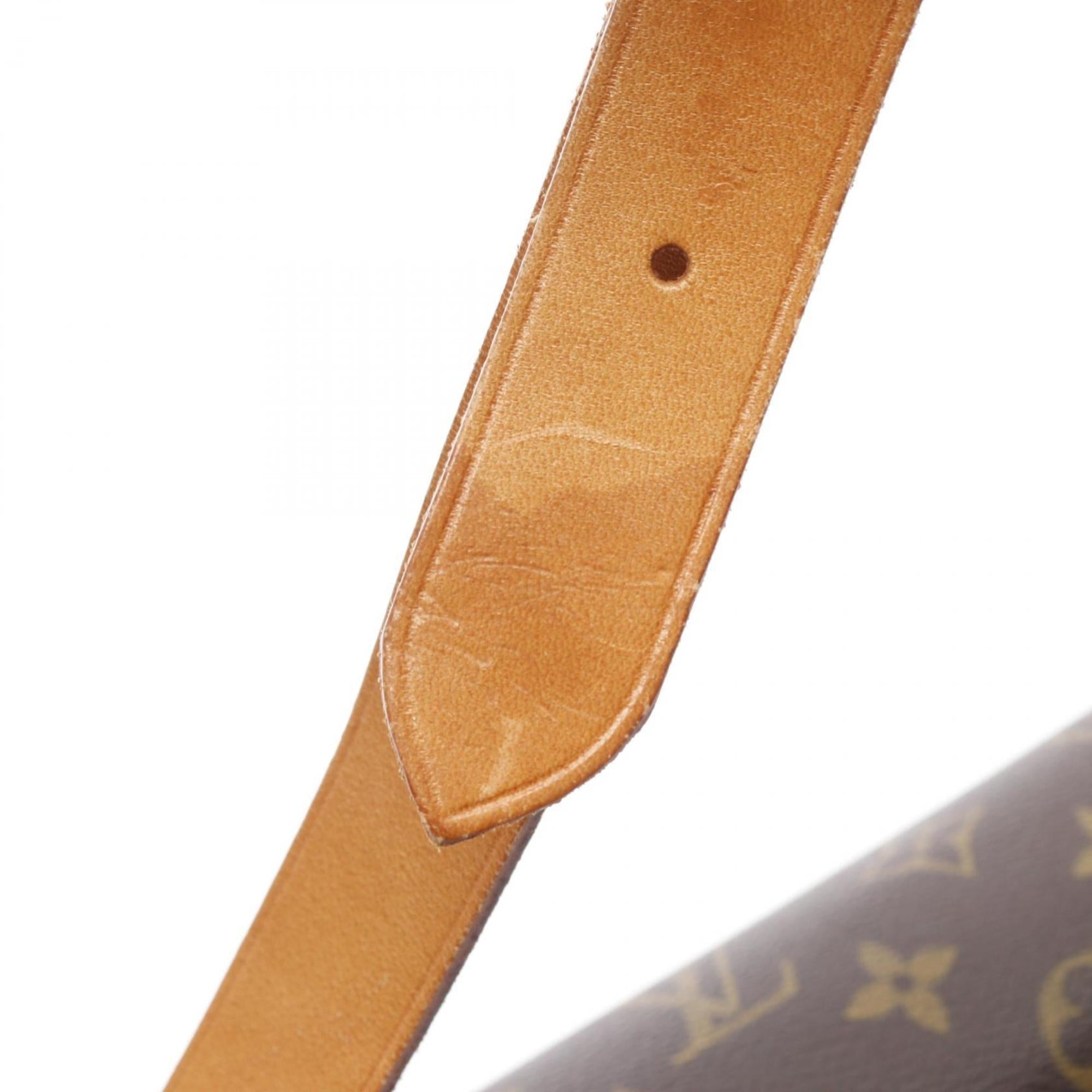 Louis Vuitton Brown Monogram Monogram Shoulder Bag (Pre-Owned)