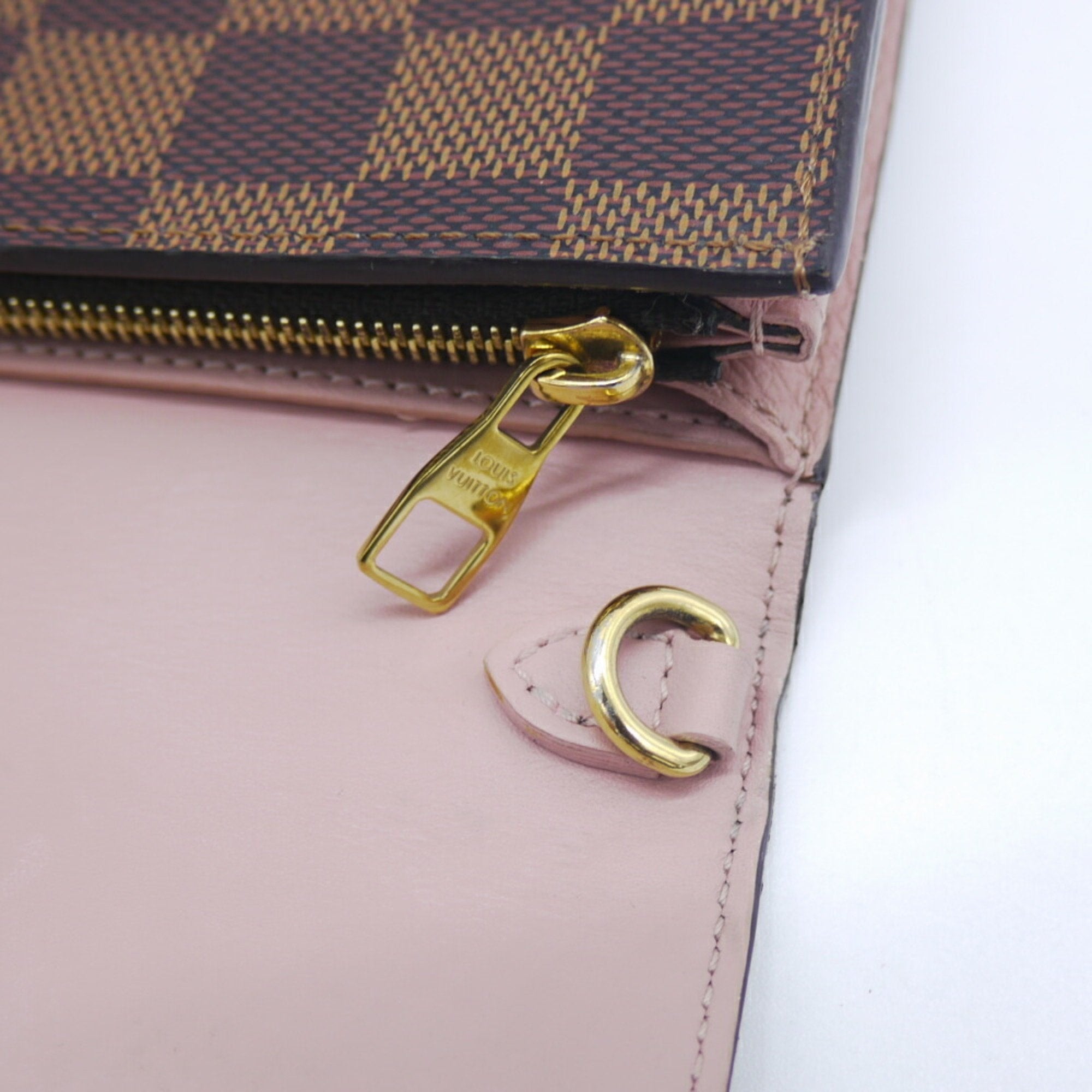 Louis Vuitton Magnolia Damier Canvas Leather Chain/Shoulder Wallet (Pre-Owned)