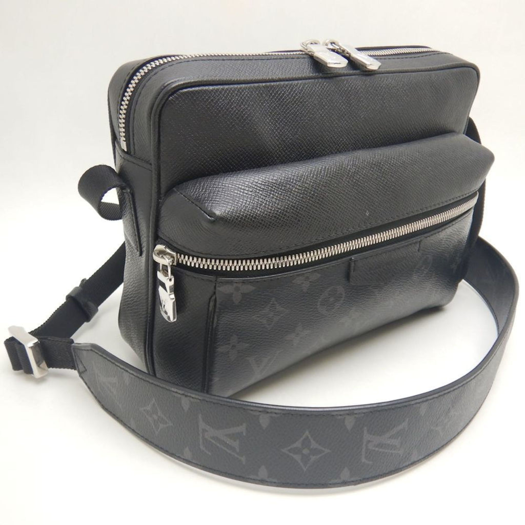 Louis Vuitton Taigarama Noir Pvc Leather Shoulder Bag (Pre-Owned)