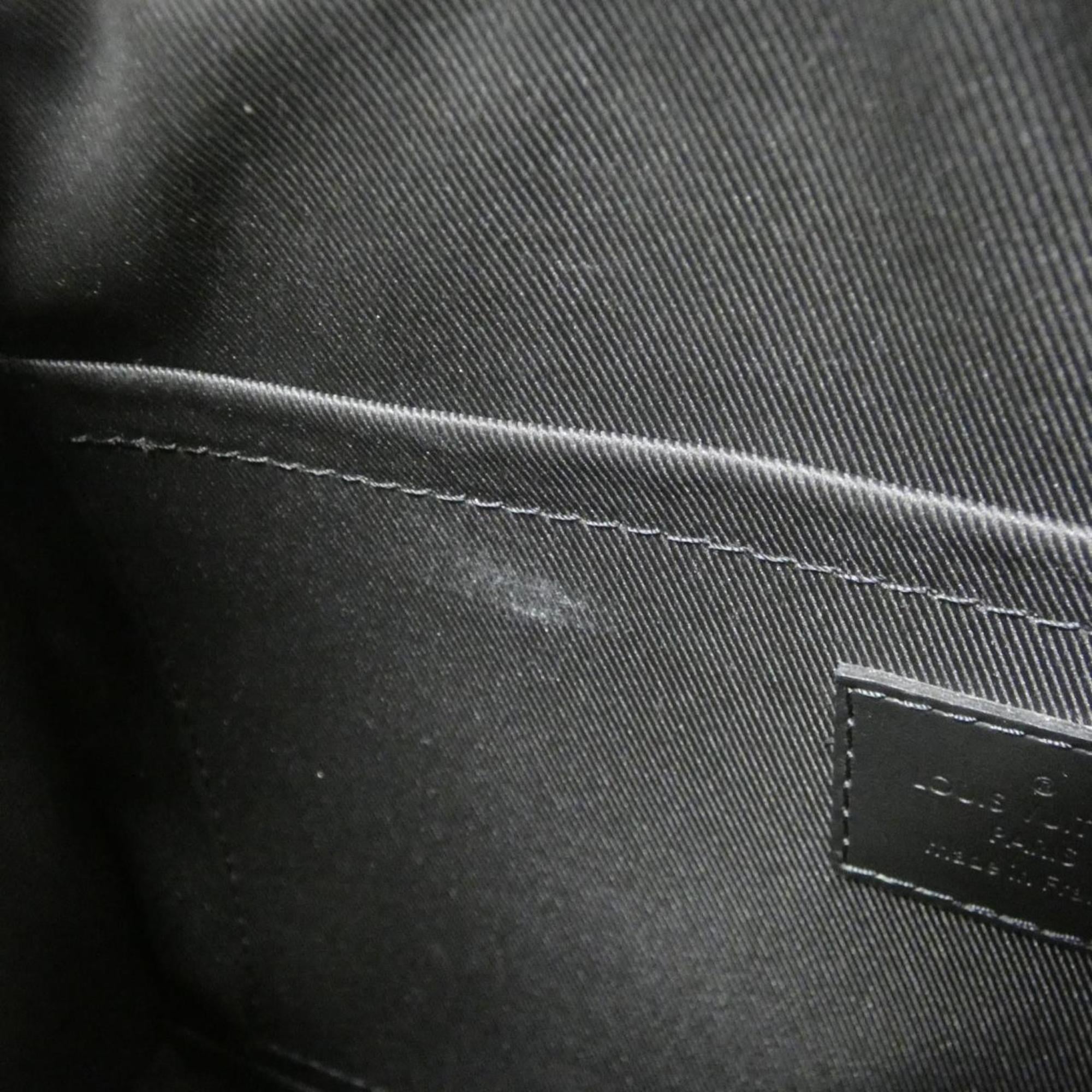Louis Vuitton Black Leather Shoulder Bag (Pre-Owned)
