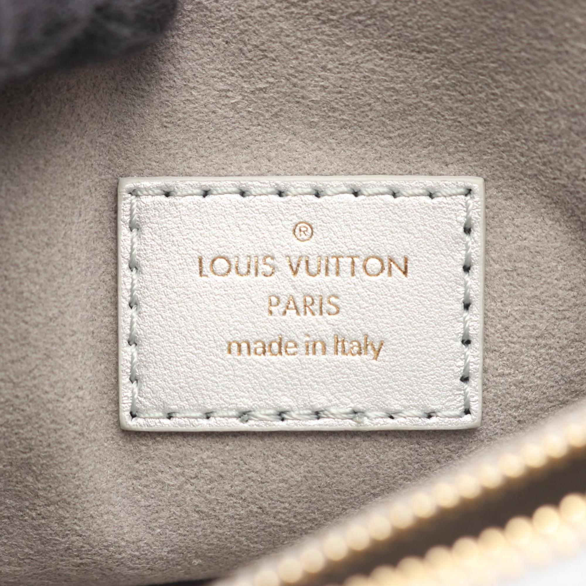 Louis Vuitton Silver Leather Shoulder Bag (Pre-Owned)