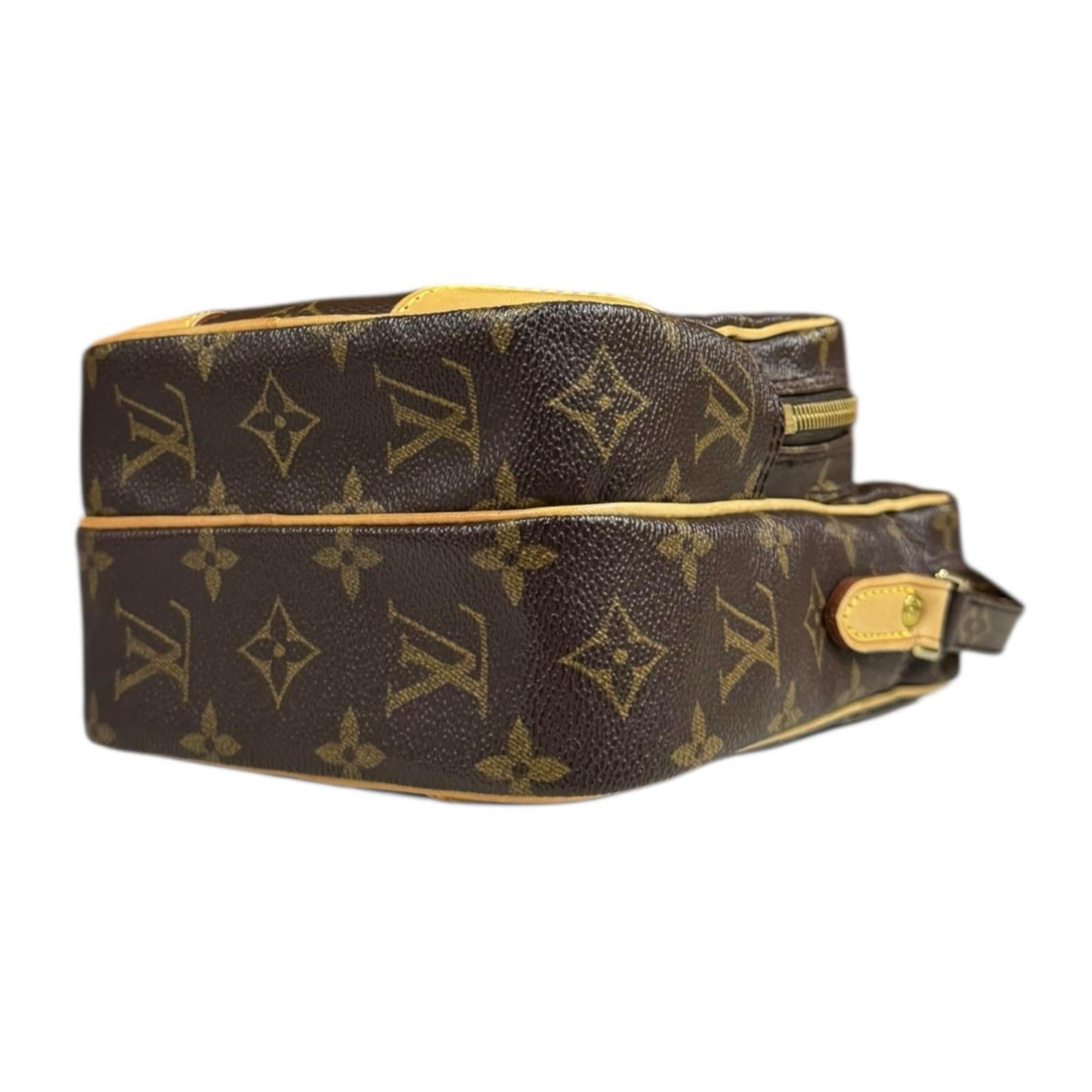 Louis Vuitton Monogram Brown Monogram Monogram Shoulder Bag (Pre-Owned)