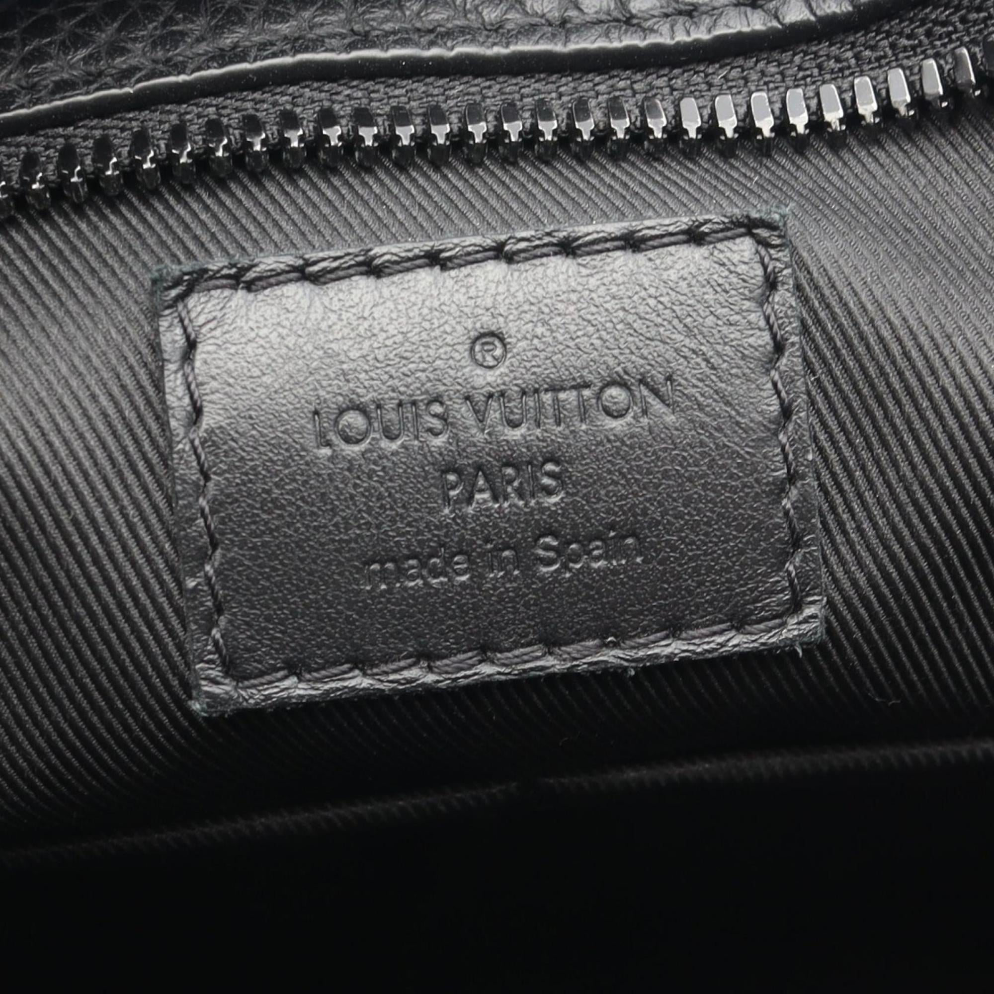 Louis Vuitton Black Leather Tote Bag (Pre-Owned)