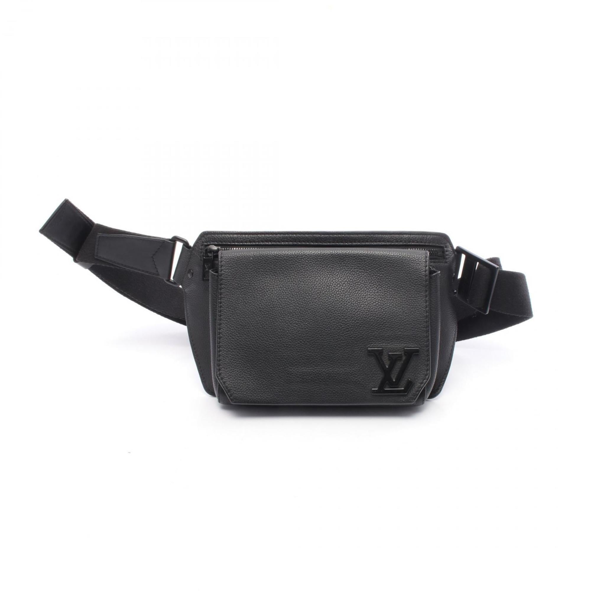 Louis Vuitton Black Noir Leather Fanny Pack (Pre-Owned)