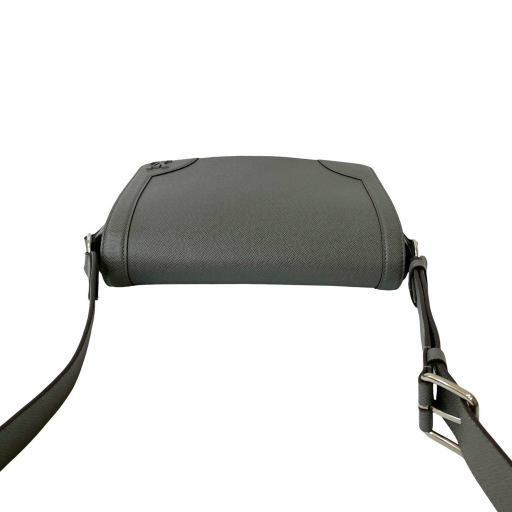 Louis Vuitton Gray Leather Shoulder Bag (Pre-Owned)