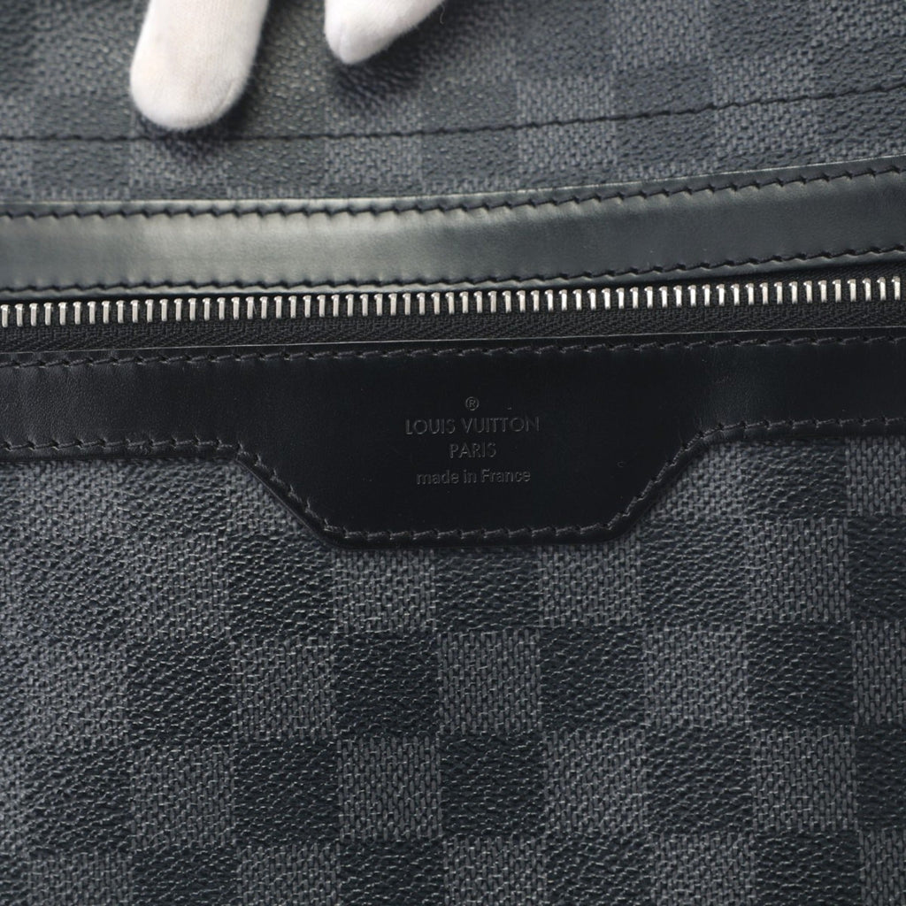 Louis Vuitton Black Damier Graphite Damier Graphite Shoulder Bag (Pre-Owned)