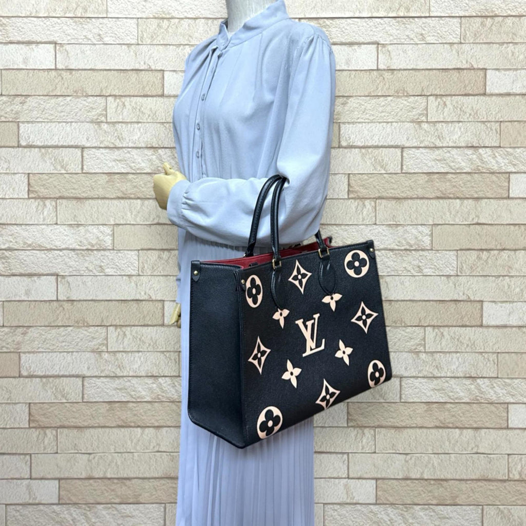 Louis Vuitton Beige Black Monogram Empreinte Shoulder Bag (Pre-Owned)