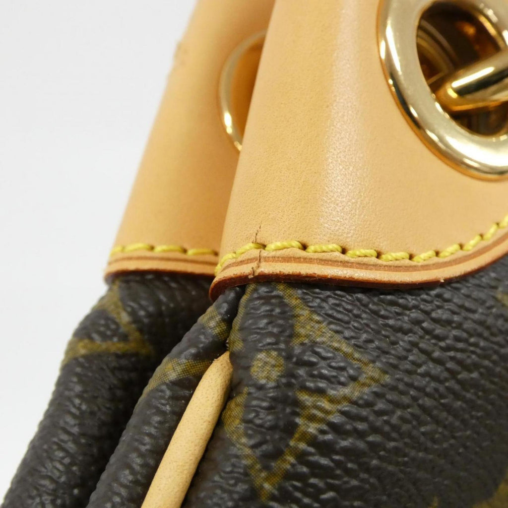 Louis Vuitton Brown Coated Canvas Shoulder Bag (Pre-Owned)
