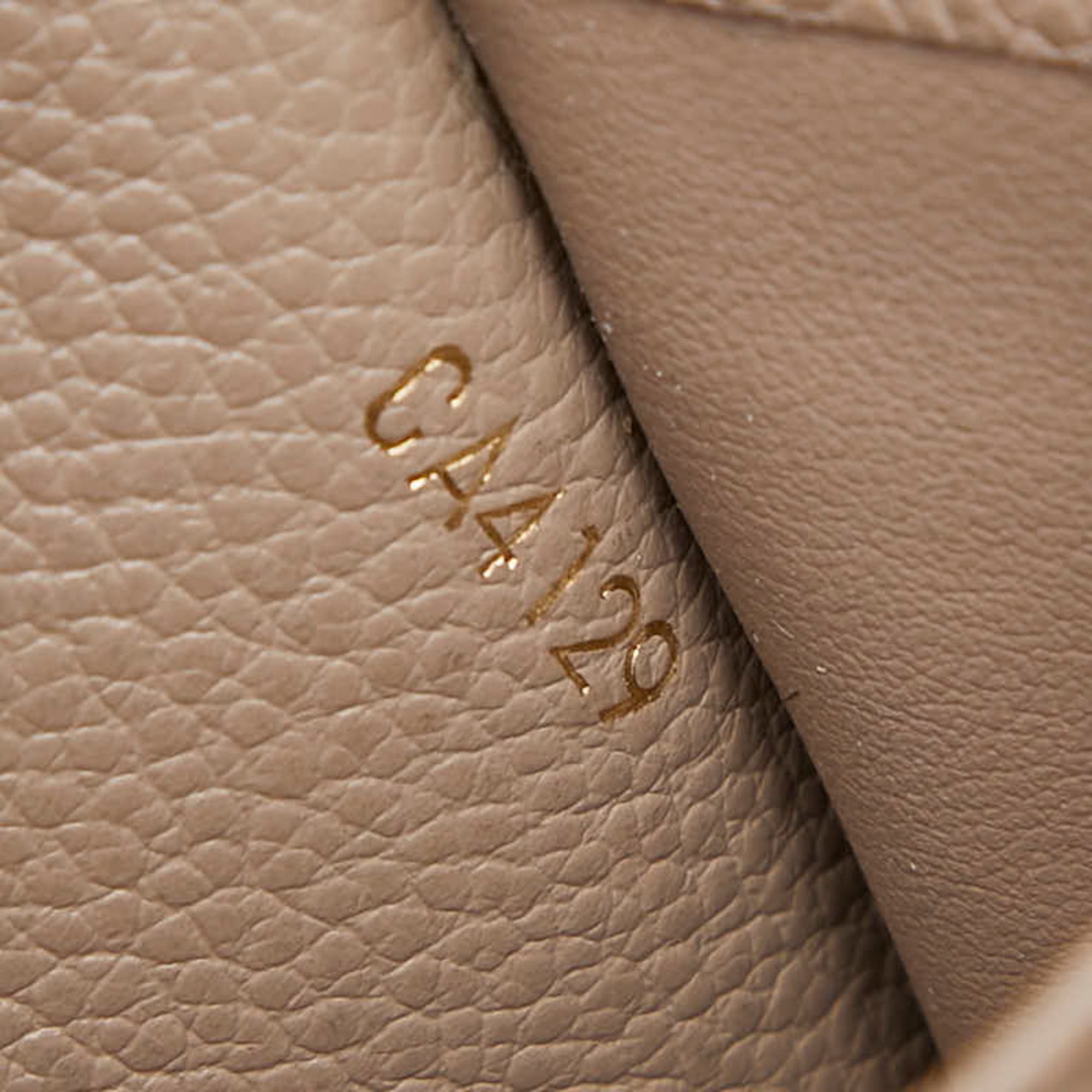 Louis Vuitton Beige Leather Long Wallet (Tri-Fold) (Pre-Owned)