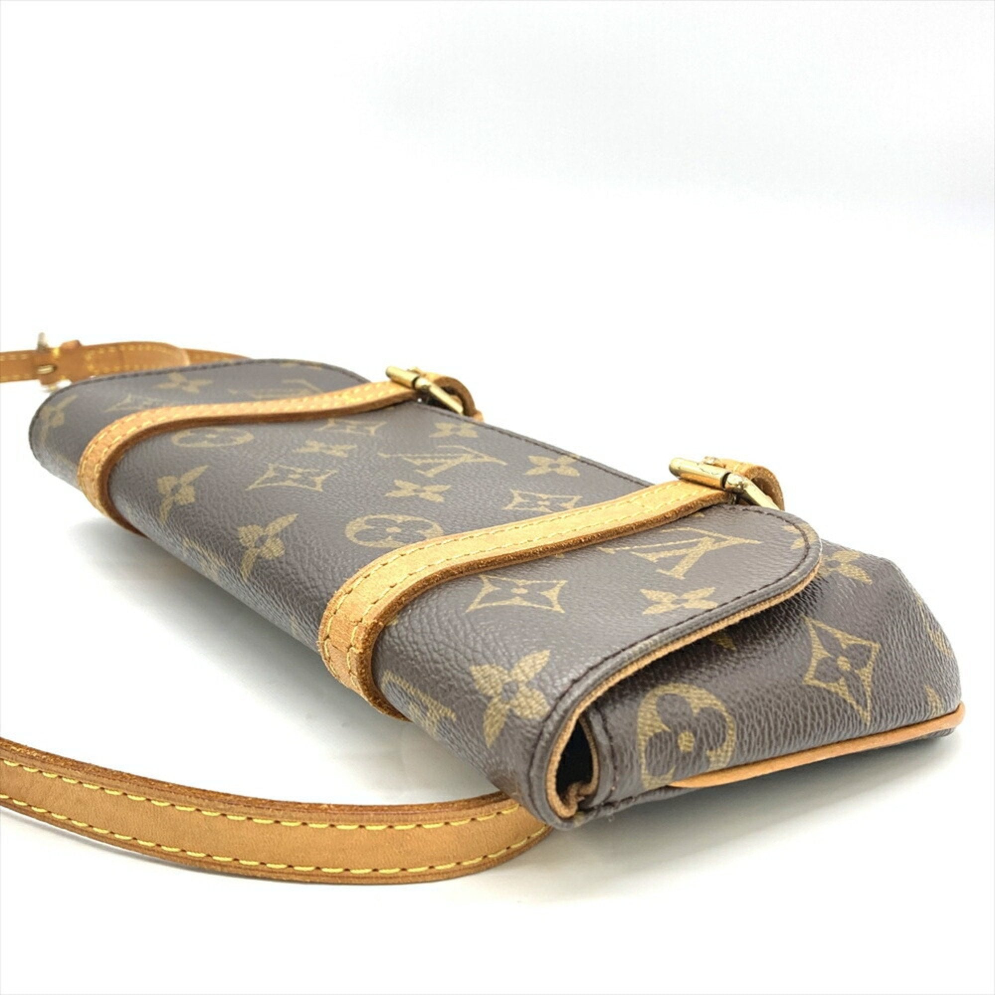 Louis Vuitton Monogram Brown Monogram Pochette Shoulder Bag (Pre-Owned)
