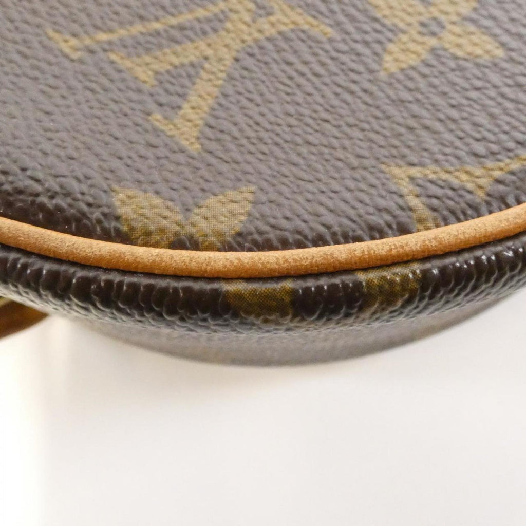 Louis Vuitton Marron Coated Canvas Shoulder Bag (Pre-Owned)