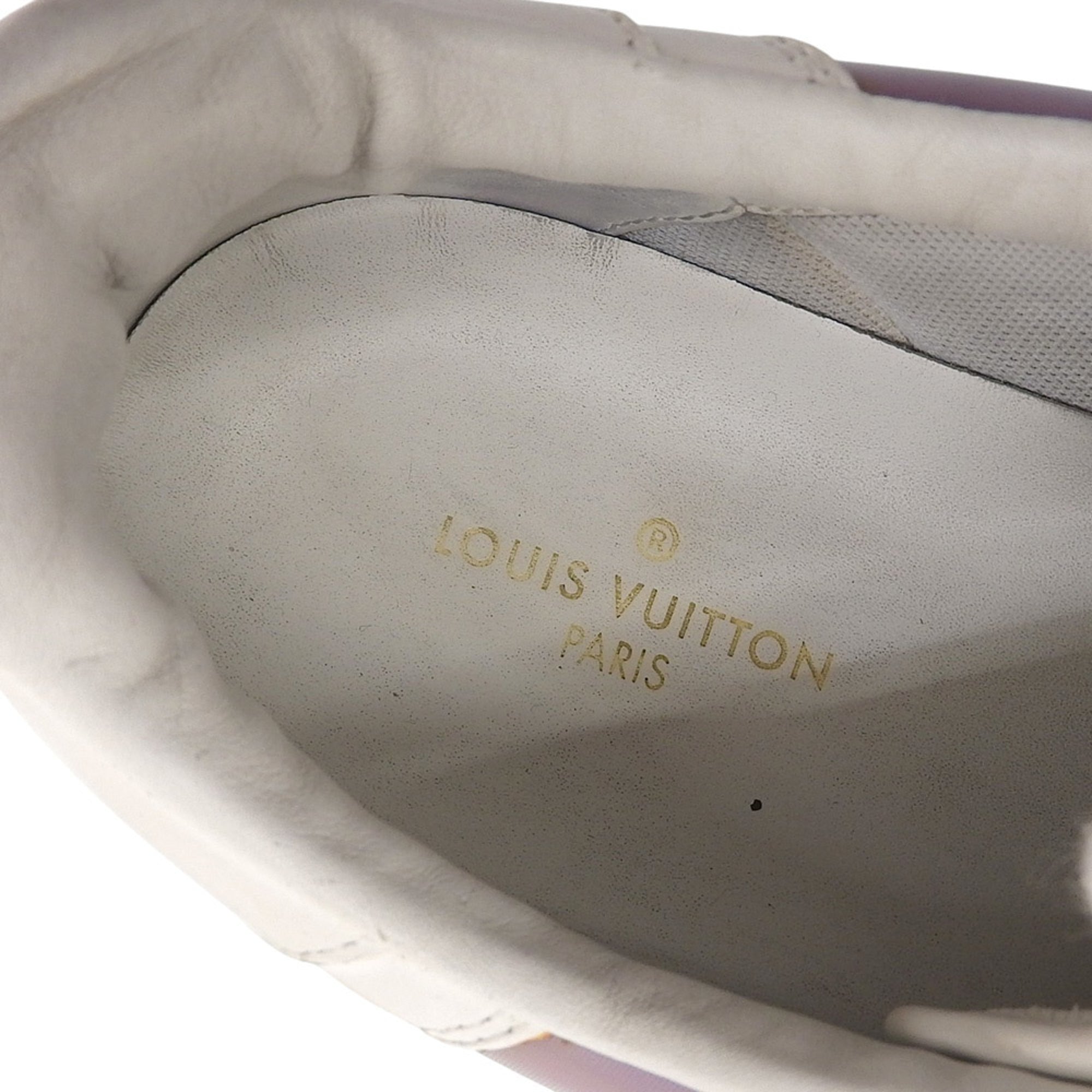 Louis Vuitton White Sneakers (Pre-Owned)
