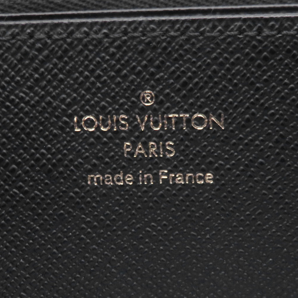 Louis Vuitton Black Noir Epi Leather Long Wallet (Bi-Fold) (Pre-Owned)