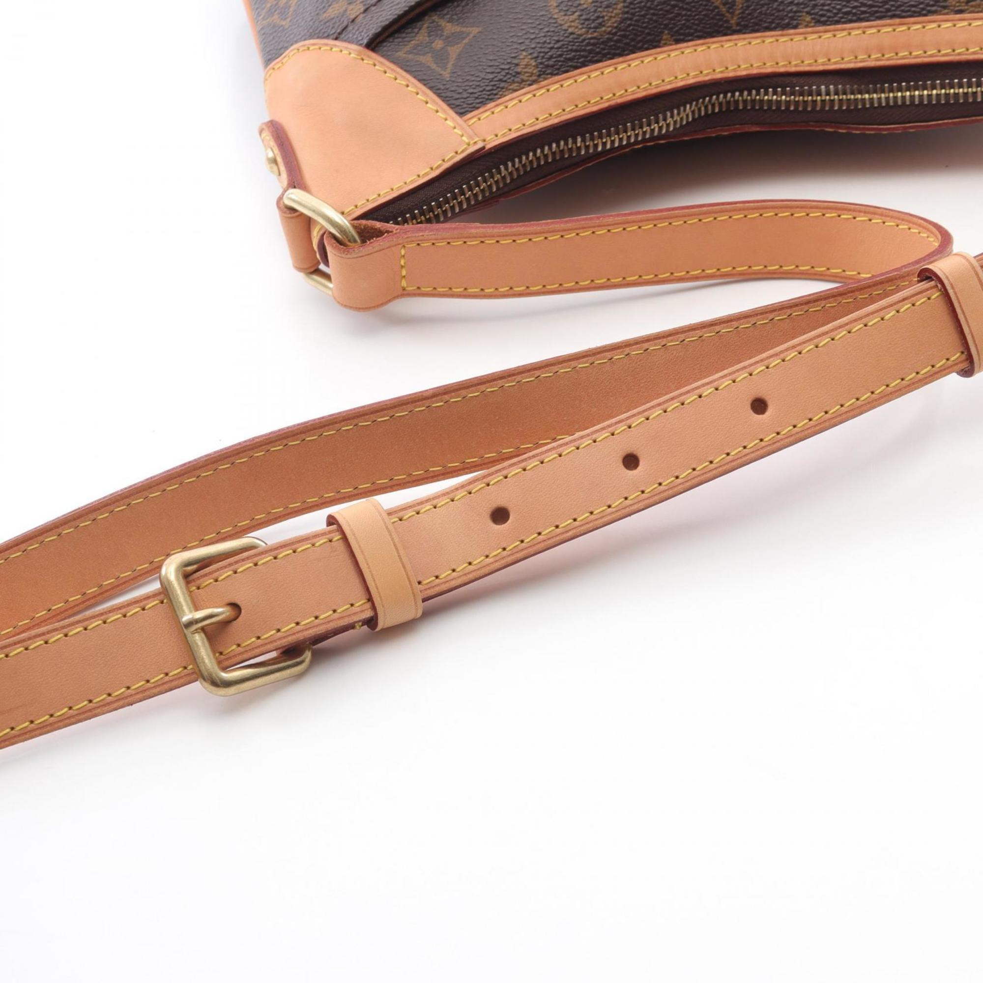 Louis Vuitton Brown Monogram Coated Canvas Shoulder Bag (Pre-Owned)