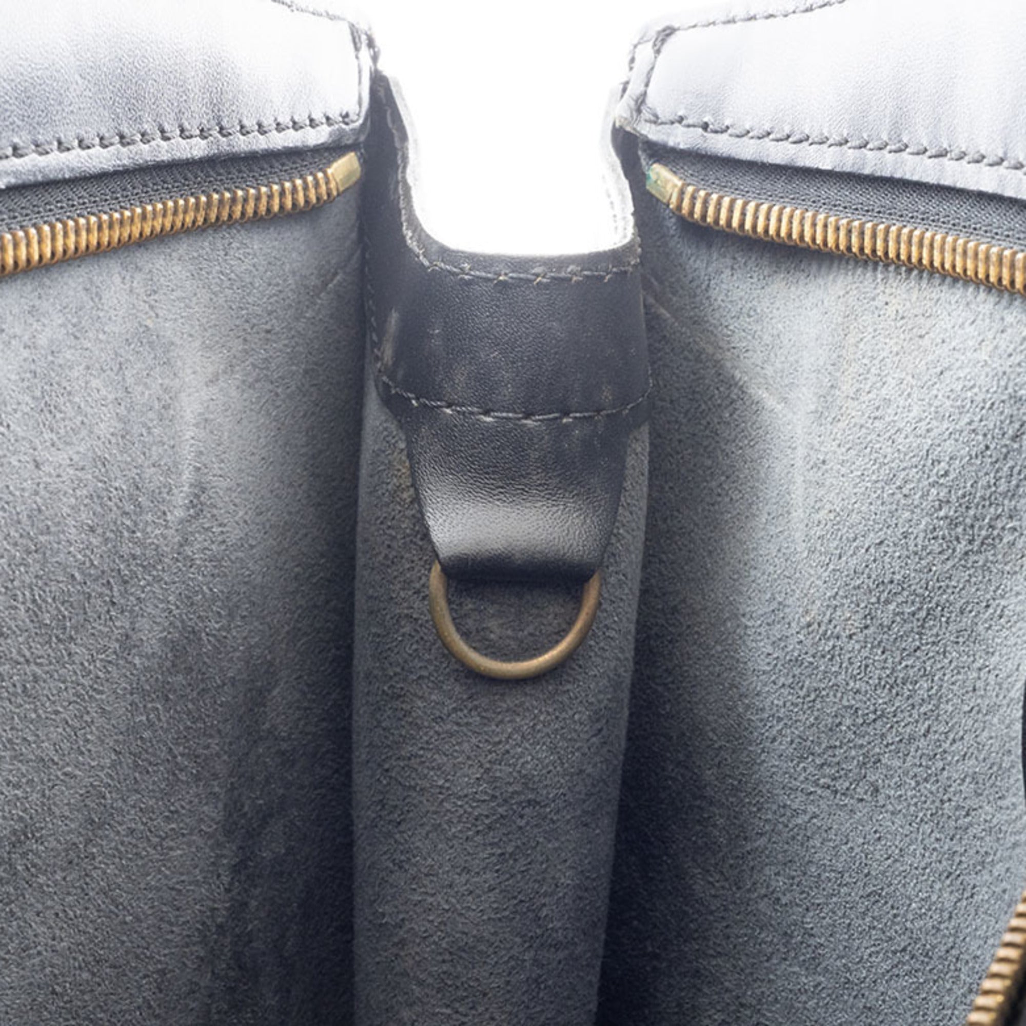 Louis Vuitton Epi Noir Epi Leather Shoulder Bag (Pre-Owned)