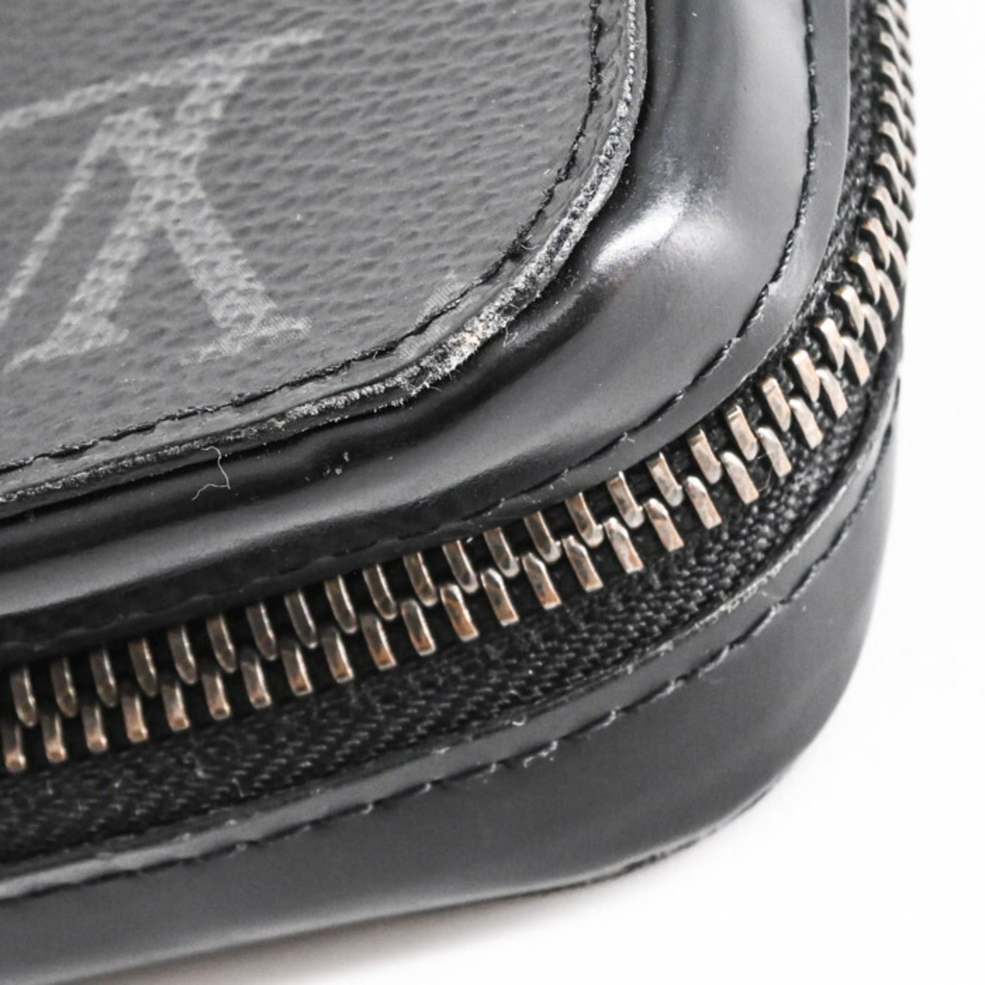 Louis Vuitton Black Monogram Eclipse Long Wallet (Bi-Fold) (Pre-Owned)