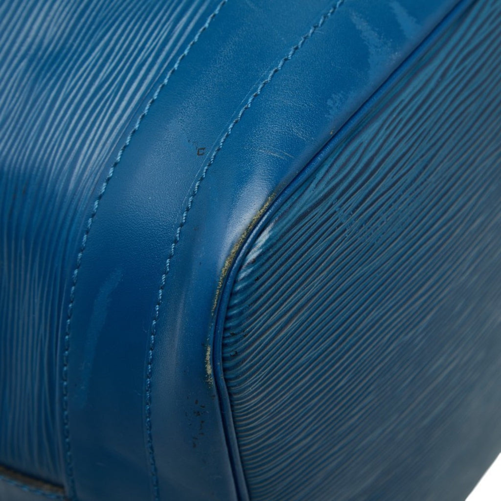 Louis Vuitton Toledo Blue Leather Shoulder Bag (Pre-Owned)