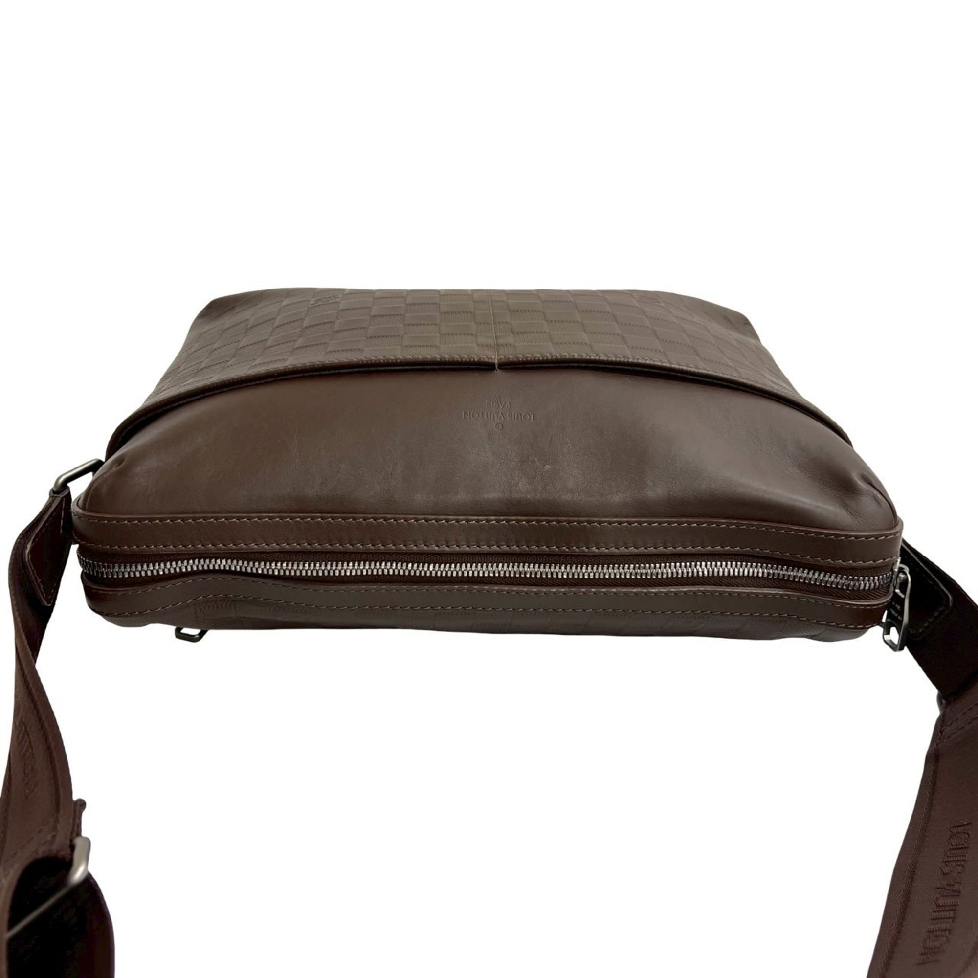 Louis Vuitton Brown Leather Shoulder Bag (Pre-Owned)