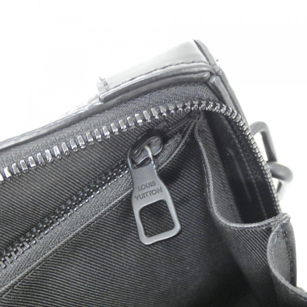 Louis Vuitton Taurillon Black Leather Shoulder Bag (Pre-Owned)