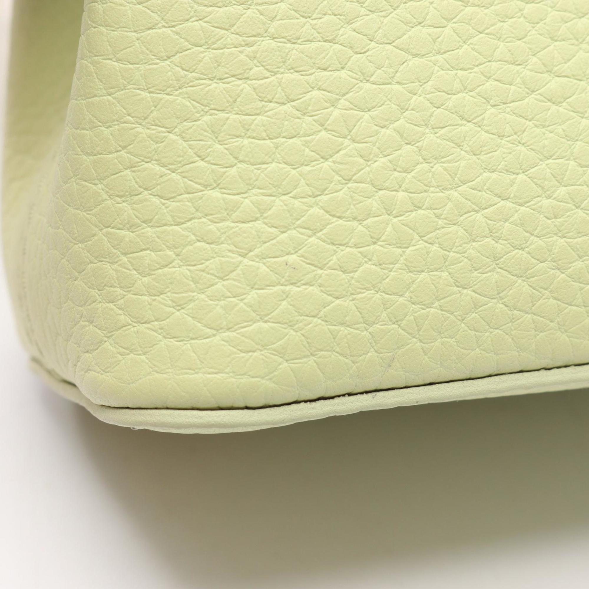 Louis Vuitton Green White Leather Handbag (Pre-Owned)