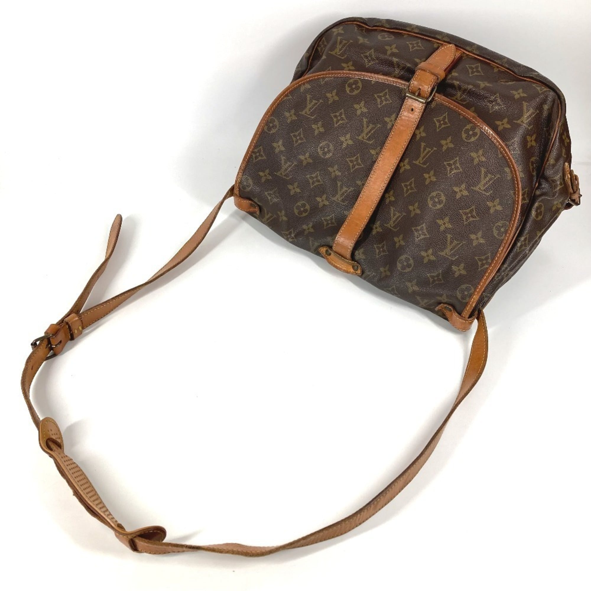 Louis Vuitton Brown Monogram Monogram Shoulder Bag (Pre-Owned)