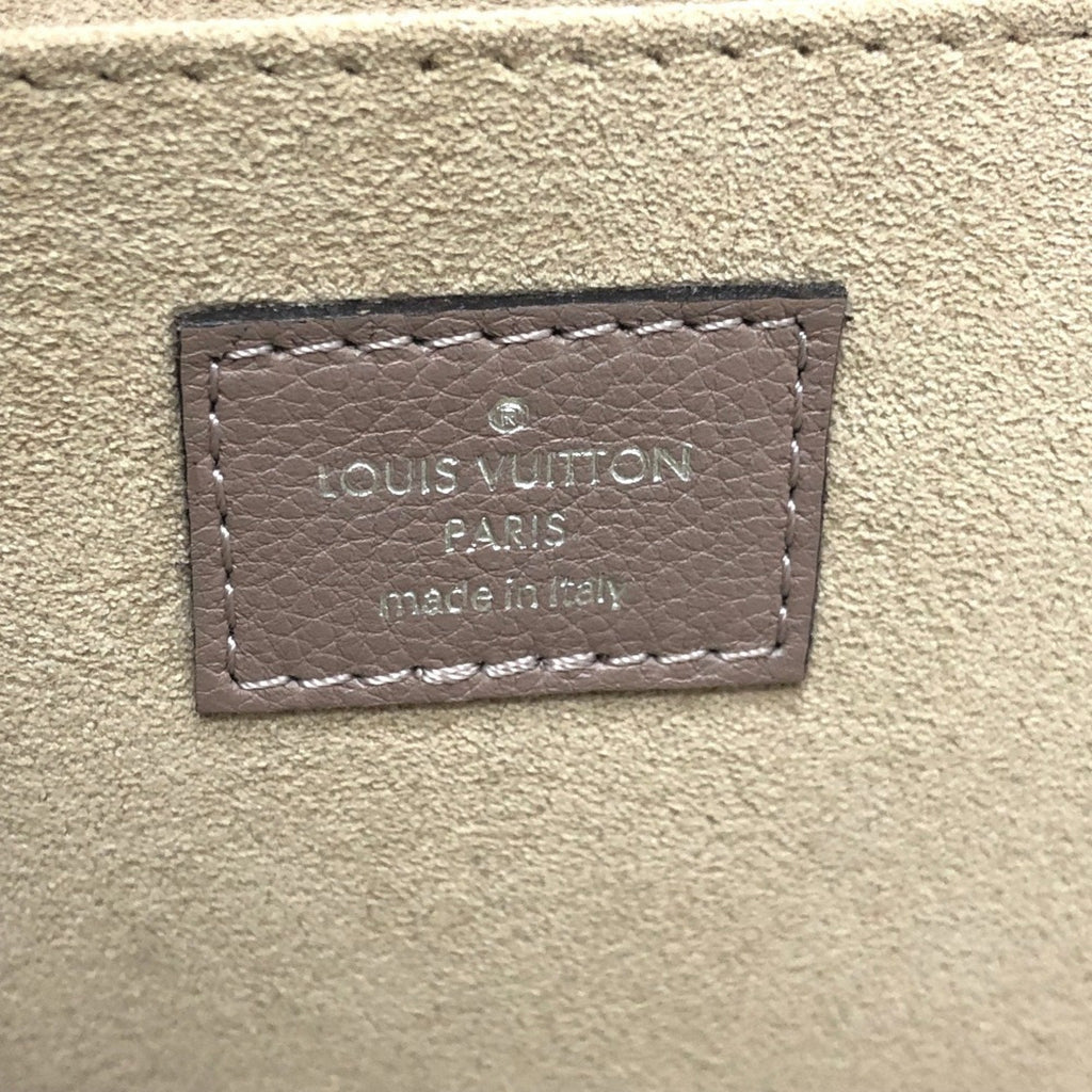 Louis Vuitton Beige Taupe Leather Clutch Bag Pochette (Pre-Owned)