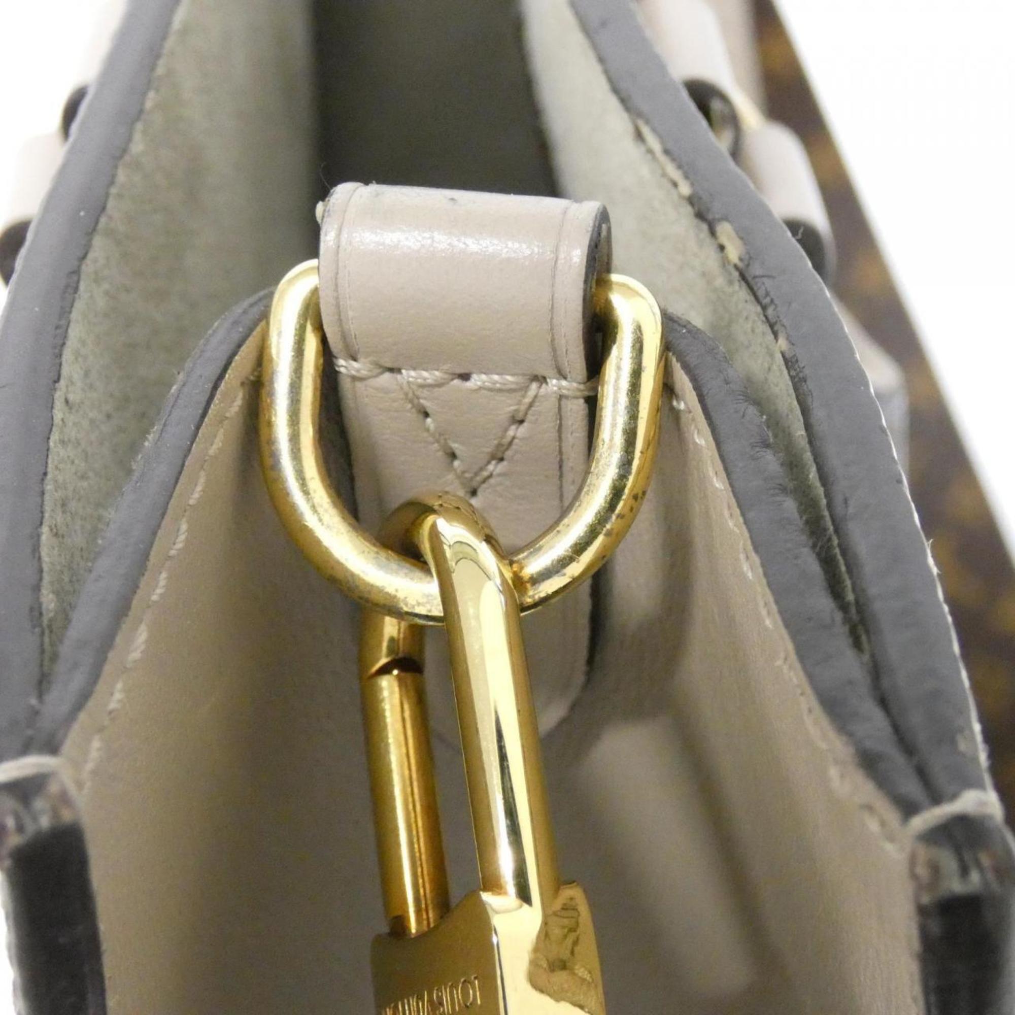 Louis Vuitton Beige Leather Handbag (Pre-Owned)