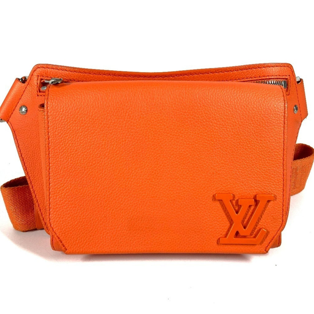 Louis Vuitton Orange Leather Fanny Pack Shoulder Bag (Pre-Owned)