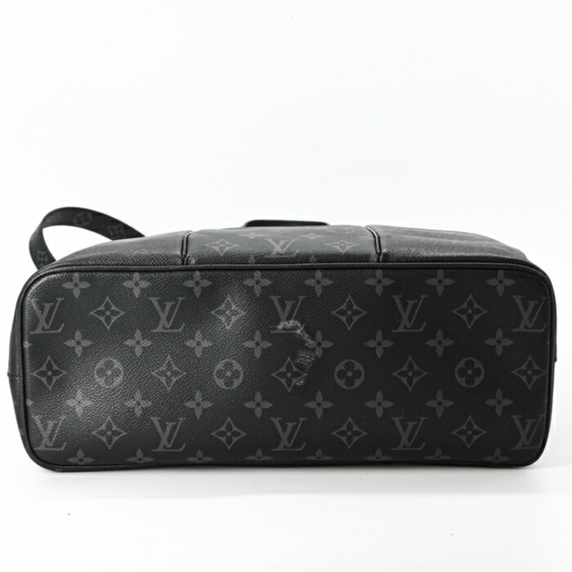 Louis Vuitton Black Noir Taigarama Monogram Shoulder Bag Tote Bag (Pre-Owned)