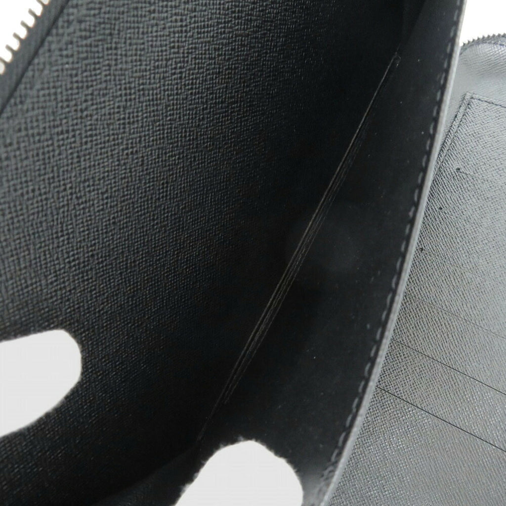 Louis Vuitton Black Taiga Leather Long Wallet (Bi-Fold) (Pre-Owned)