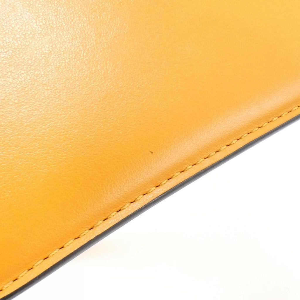 Louis Vuitton Orange Leather Shoulder Bag (Pre-Owned)