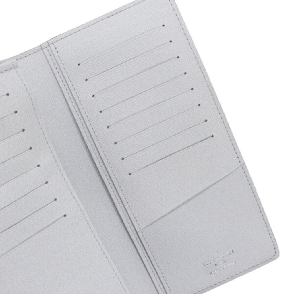 Louis Vuitton Taigarama Blanc White Taigarama Long Wallet (Bi-Fold) (Pre-Owned)
