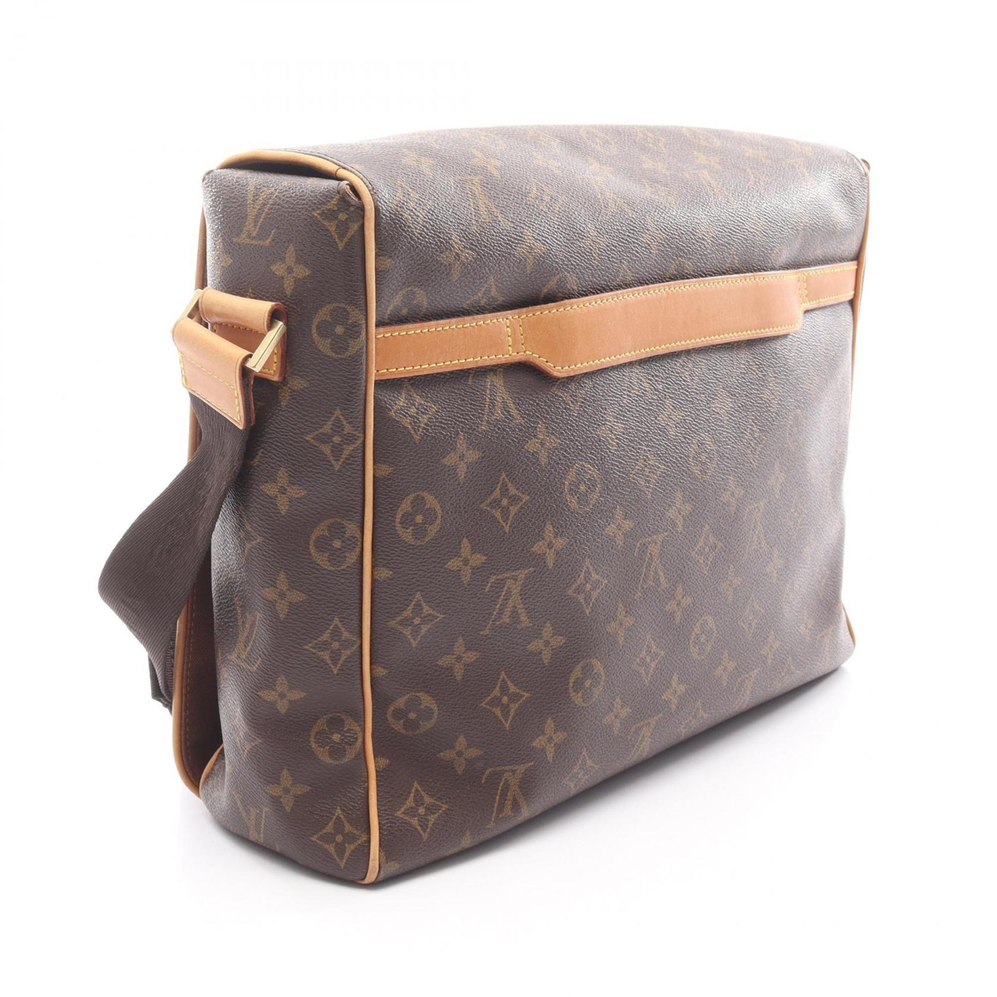 Louis Vuitton Brown Coated Canvas Leather Shoulder Bag (Pre-Owned)