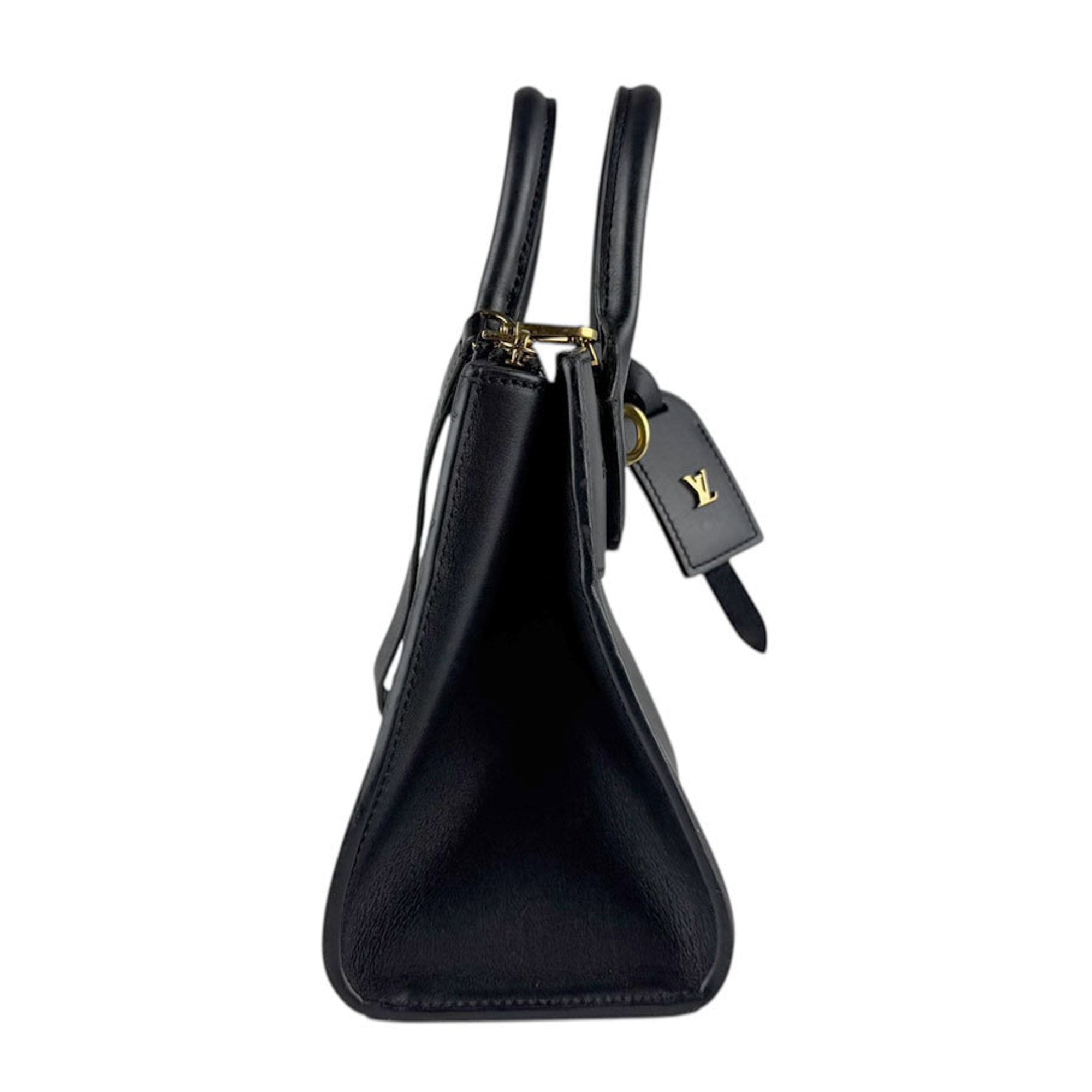 Louis Vuitton Noir Leather Handbag Shoulder Bag (Pre-Owned)