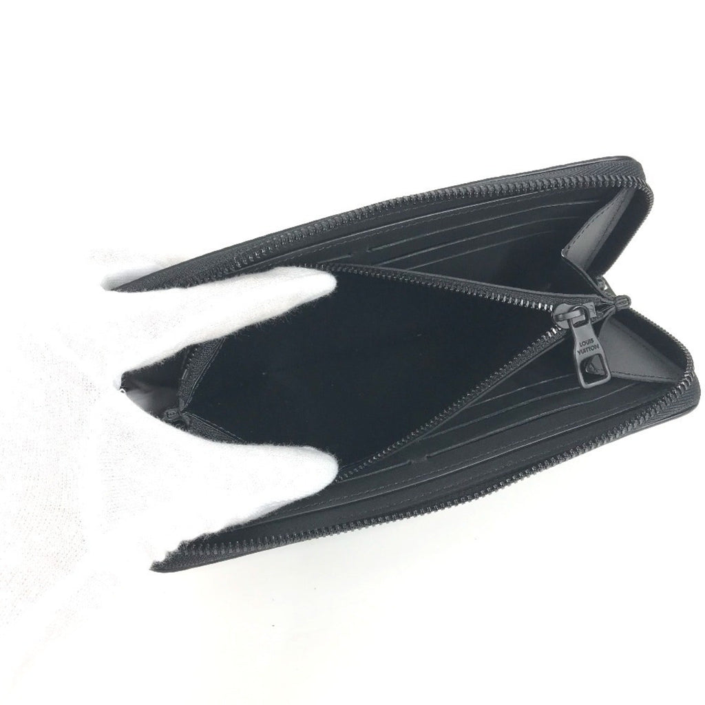 Louis Vuitton Black Noir Leather Long Wallet (Bi-Fold) (Pre-Owned)