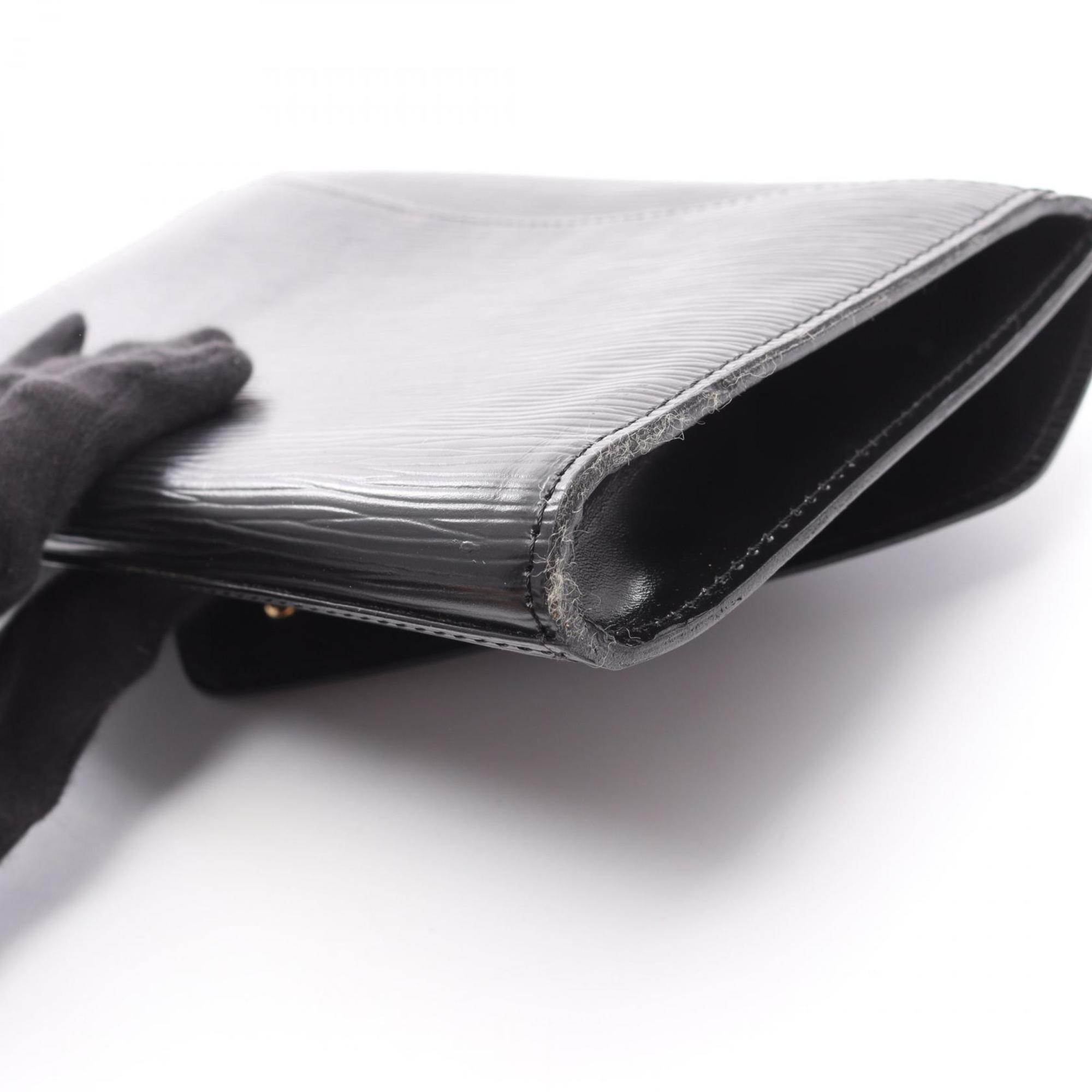 Louis Vuitton Black Noir Epi Leather Clutch Bag (Pre-Owned)