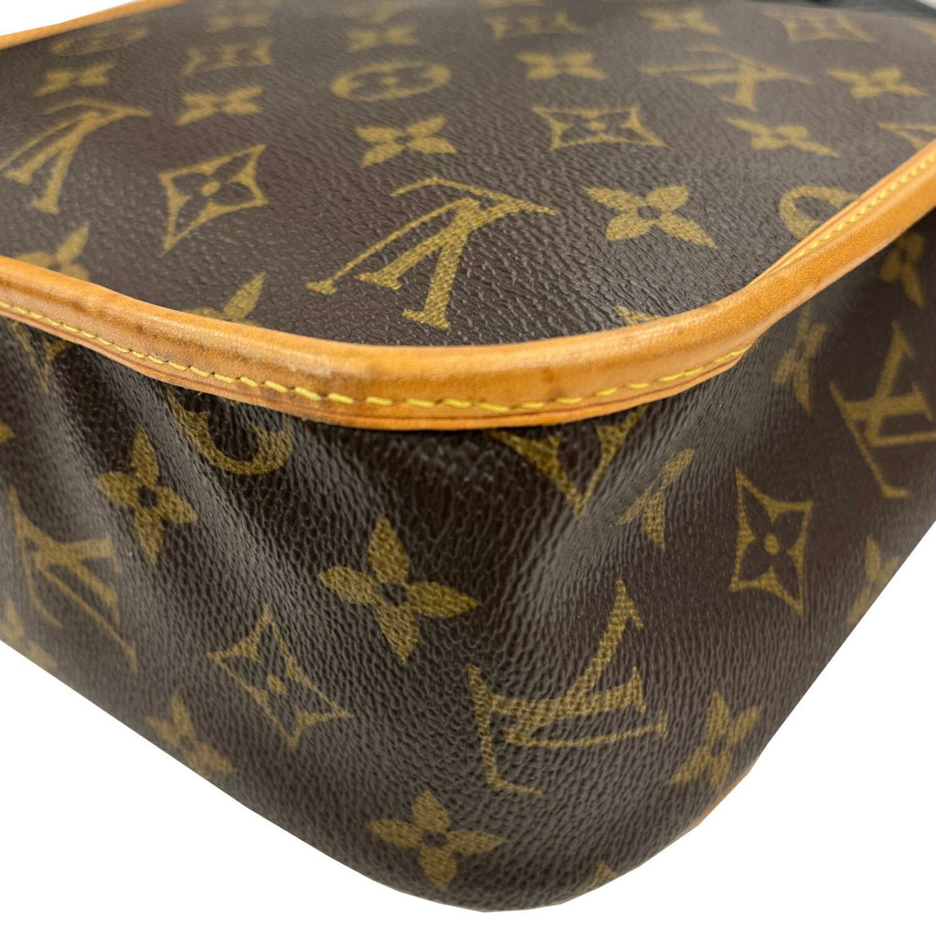 Louis Vuitton Brown Monogram Leather Shoulder Bag (Pre-Owned)