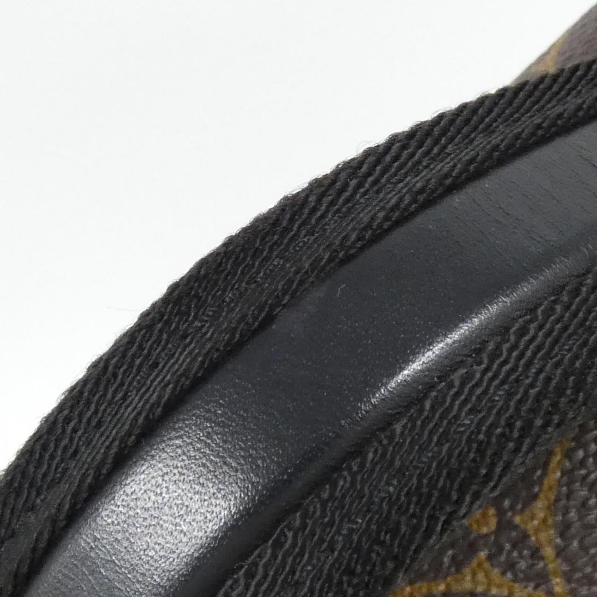 Louis Vuitton Black Brown Coated Canvas Shoulder Bag (Pre-Owned)