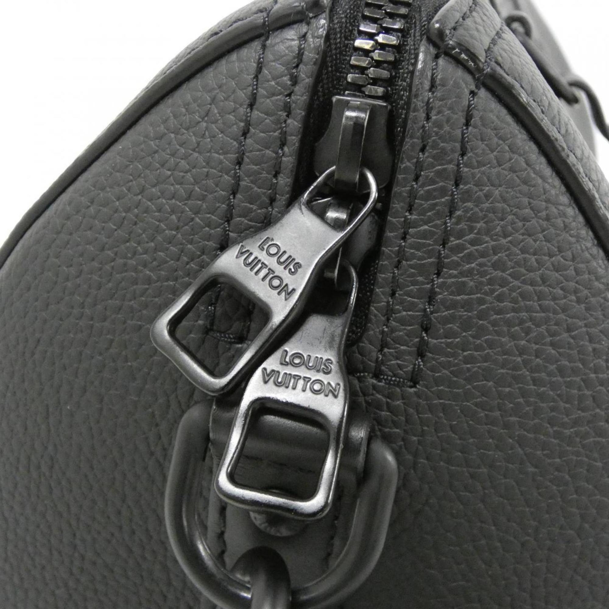 Louis Vuitton Black Leather Shoulder Bag (Pre-Owned)